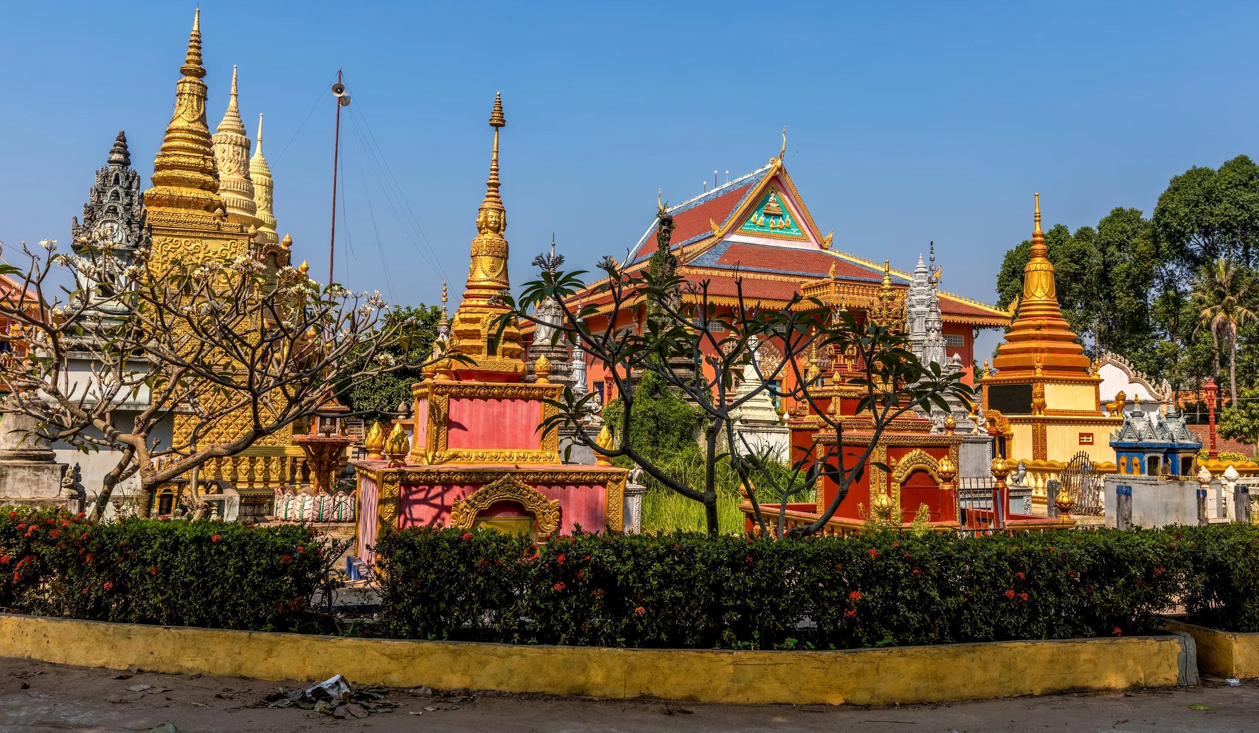 a-as-vietnam-cambodia-angkor-ban-1157784557-g