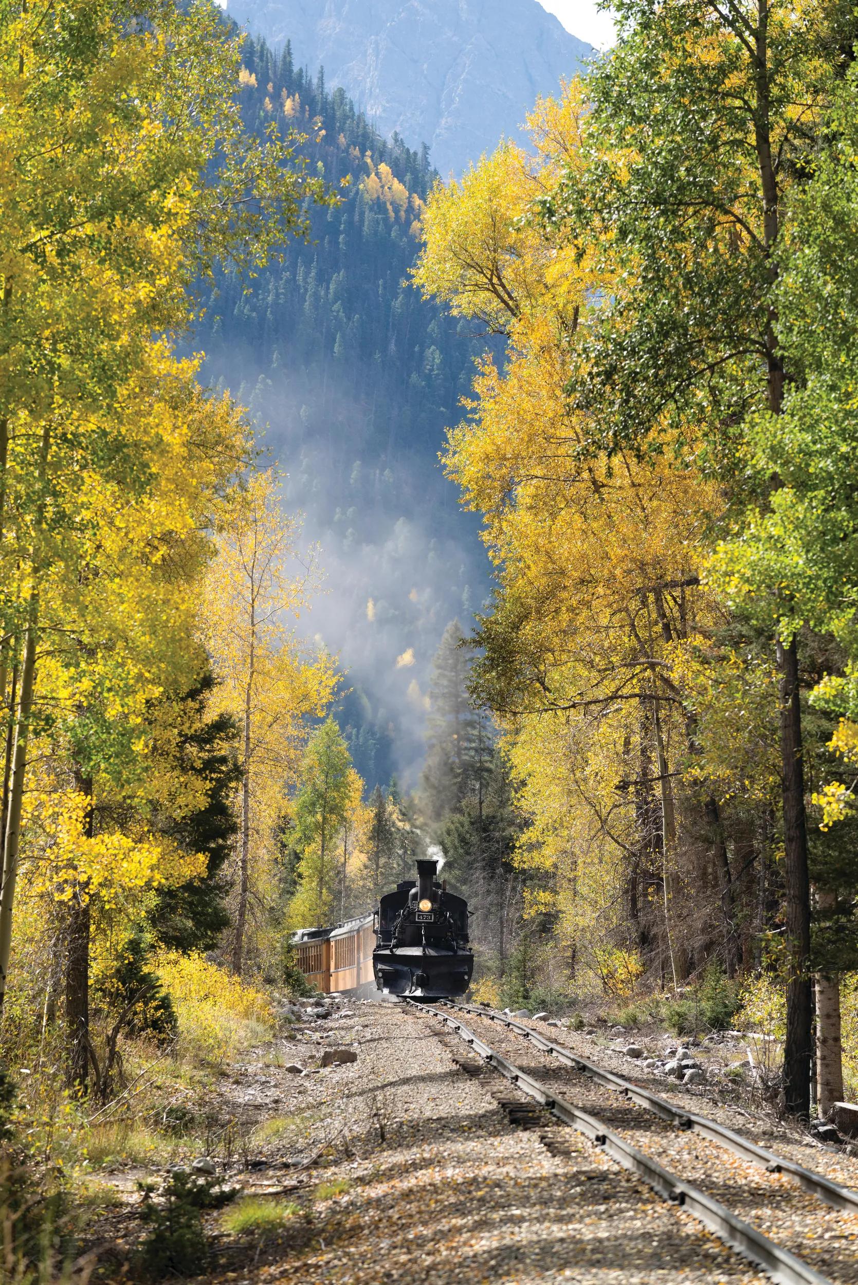 t-causa-durango-silverton-train-F7KJFF-a