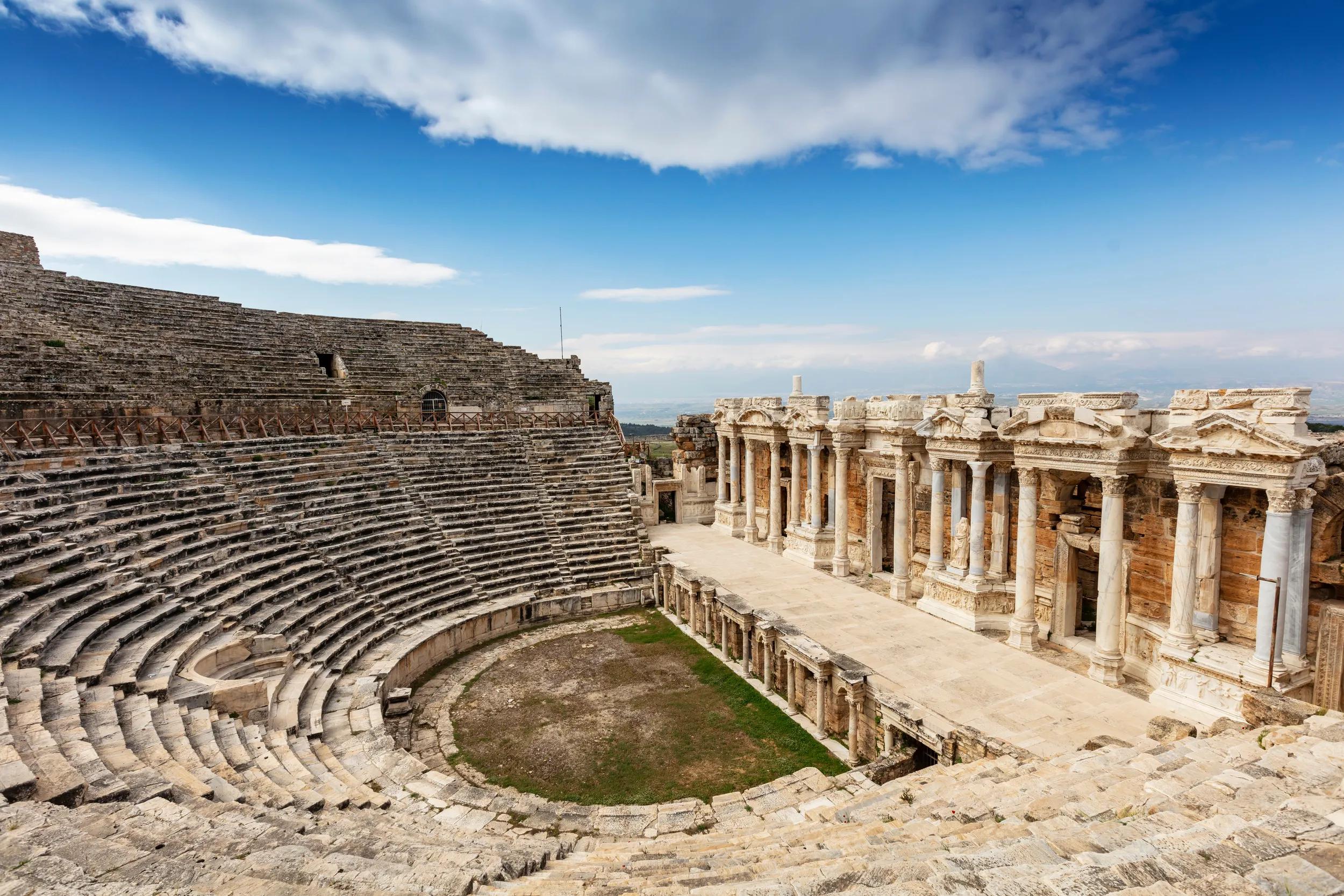 a-eu-turkey-ephesus-hierapolis-ancient-city-266432686-as