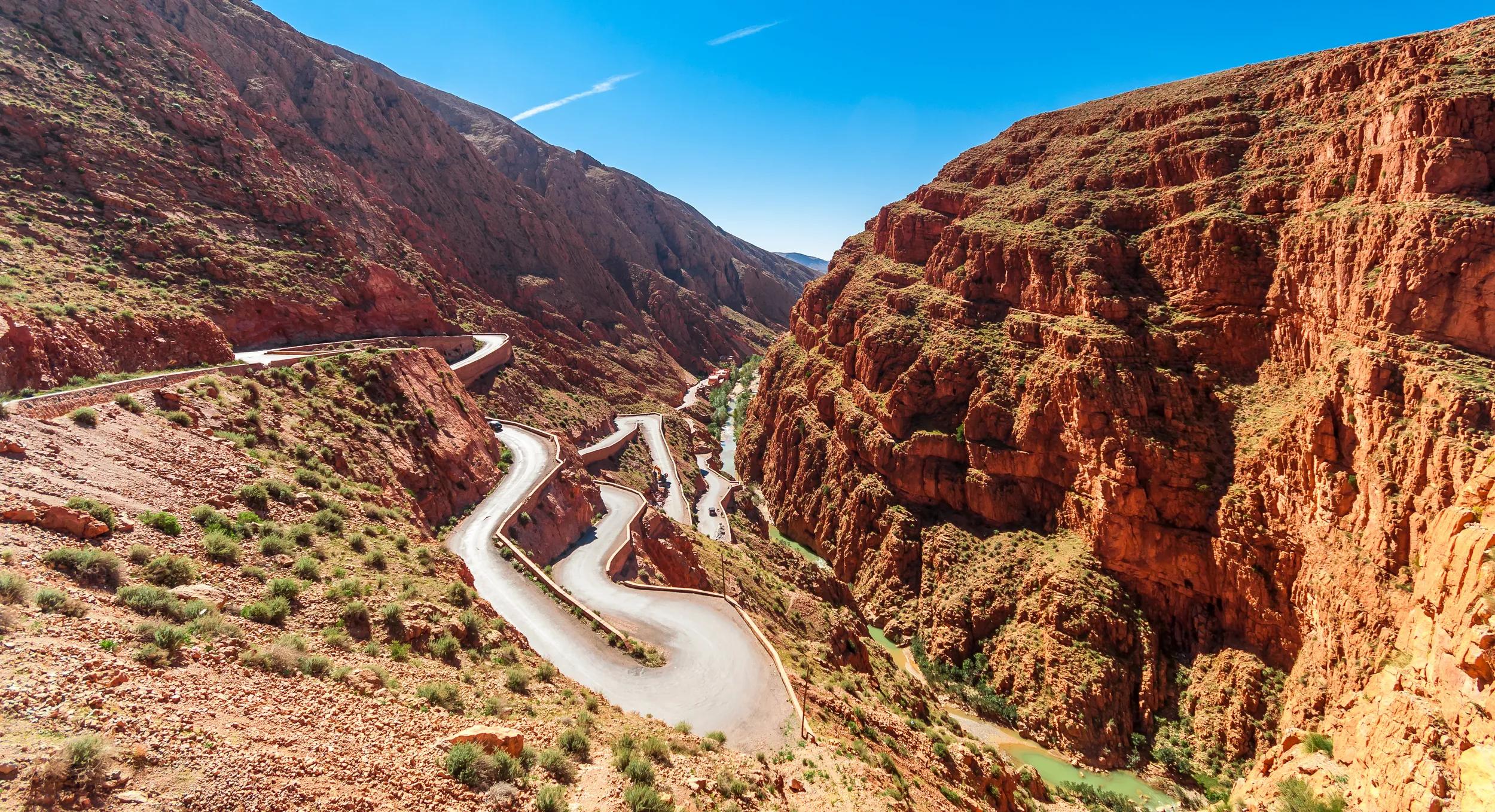 t-afr-morocco-todra-gorge-1008441976-s