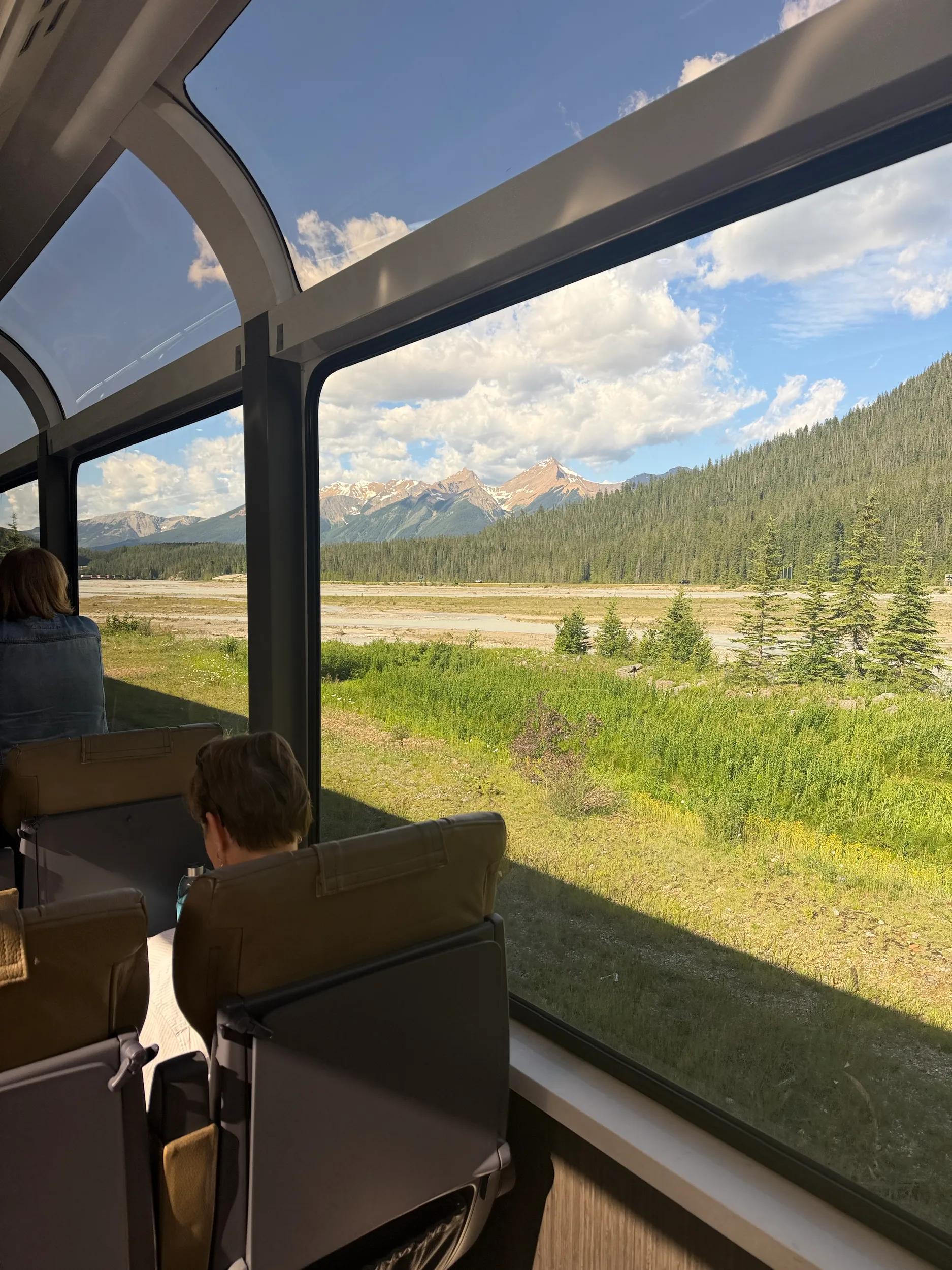 Influencer photo from Nikki @stylingyou travelling Canada with TM - Rocky Mountaineer train journey