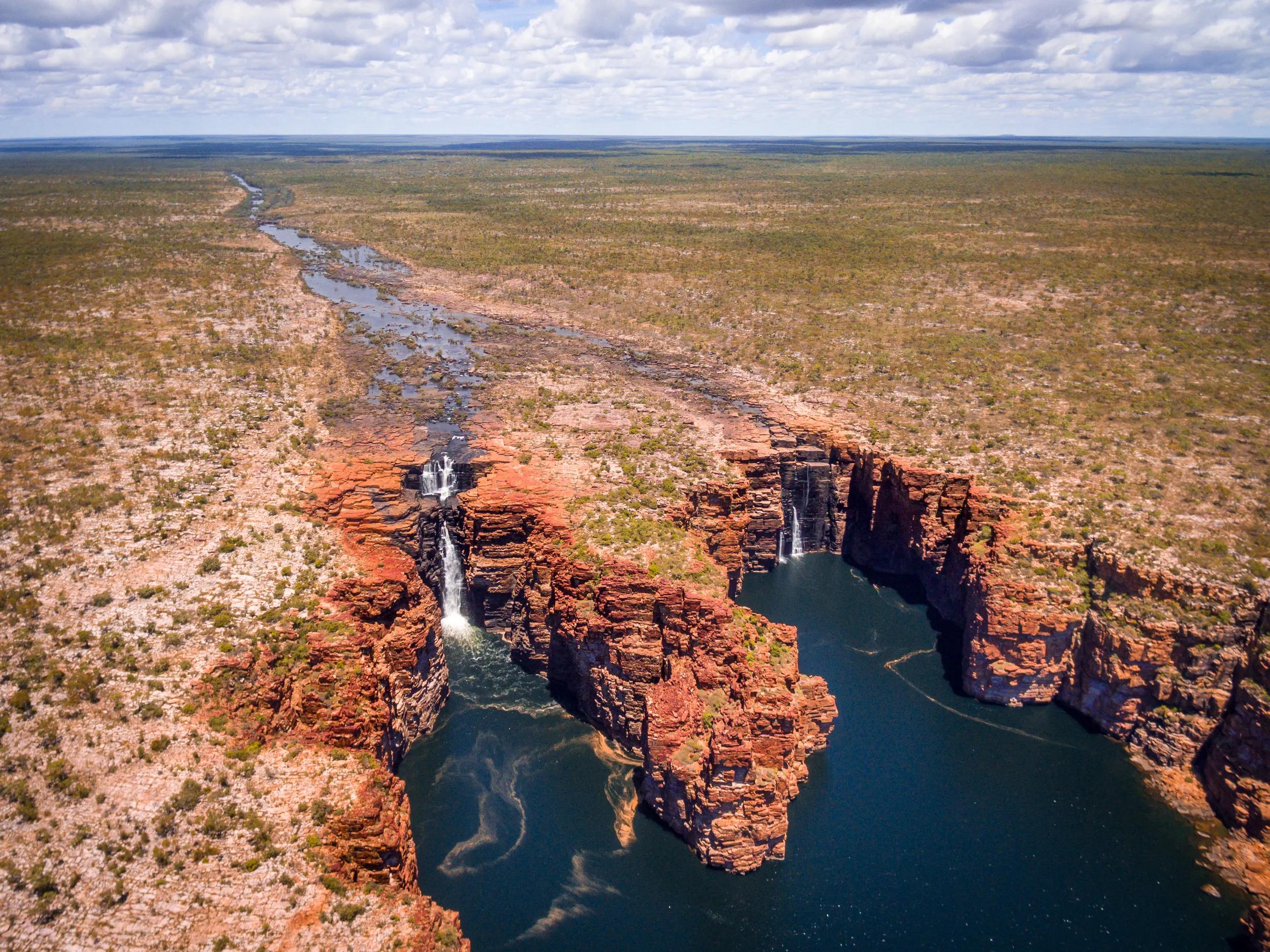 t-au-wa-kimberley-king-george-falls-aerial-1157770189-s