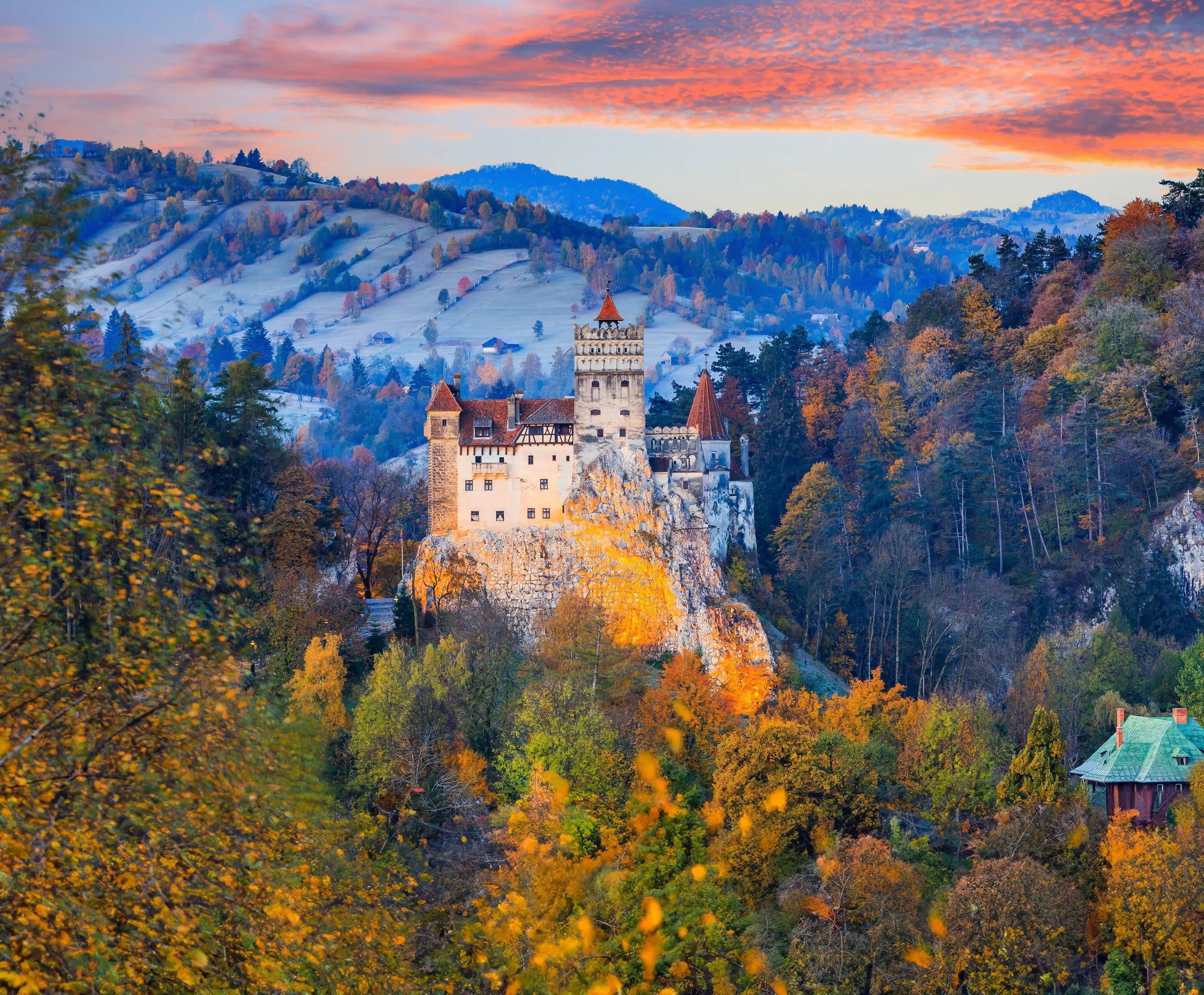 t-eu-romania-transylvania-bran-castle-2278088433-s