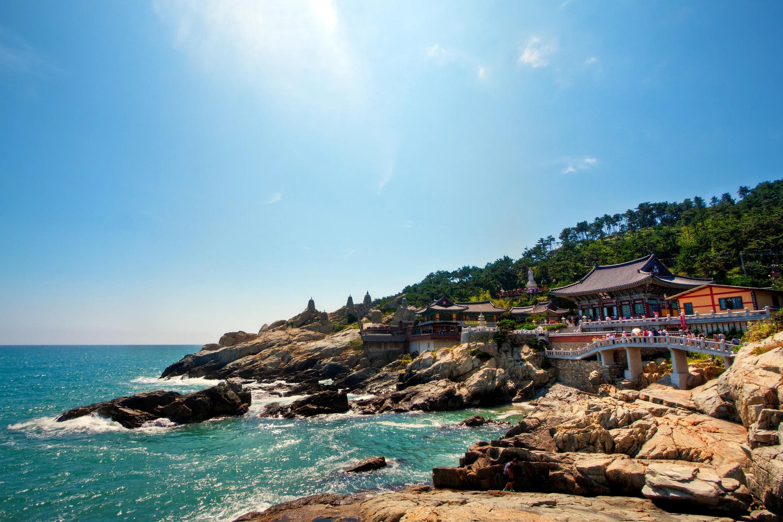 Haedongyonggungsa is the Buddhist temple which is located in Busan, South Korea. Most temples in Korea usually located in the mountain. But, this temple is located just by the sea.