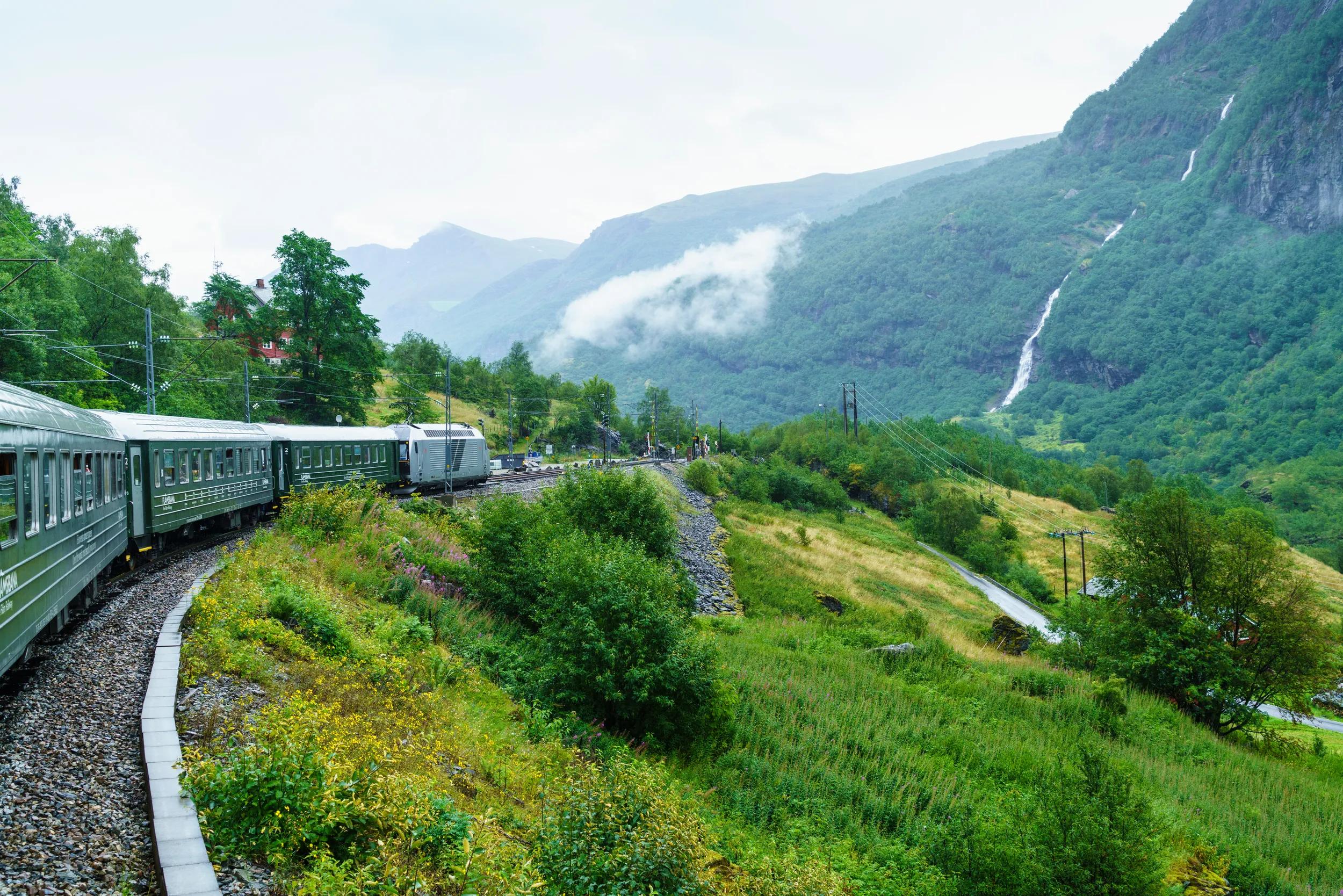 The scenic Flam Railway (Flamsbana) runs from Flam to Myrdal, 866 metres above sea level. Flam, Sogn og Fjordane, Norway