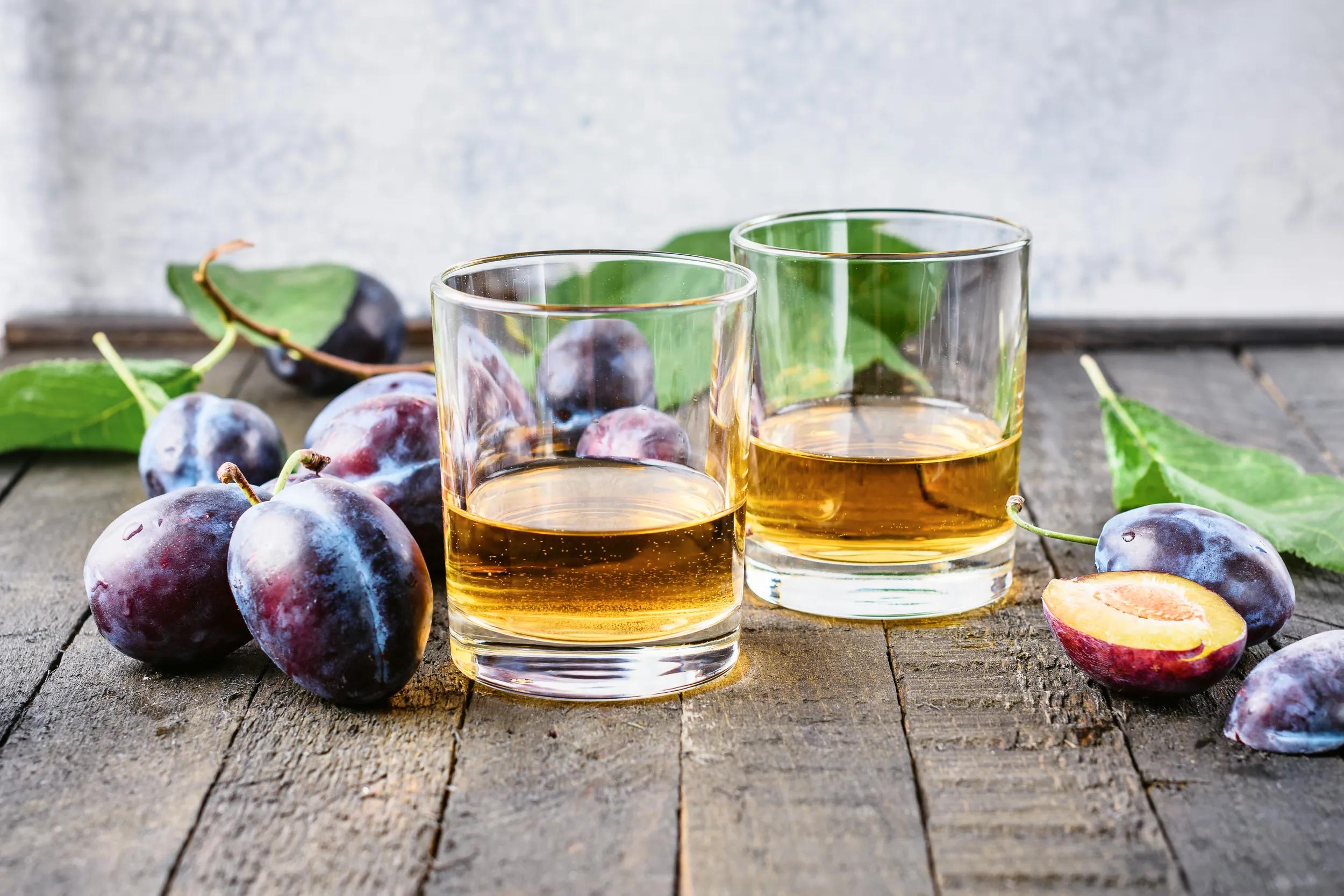 a-generic-croatian-plum-brandy-tasting-1492596338-s