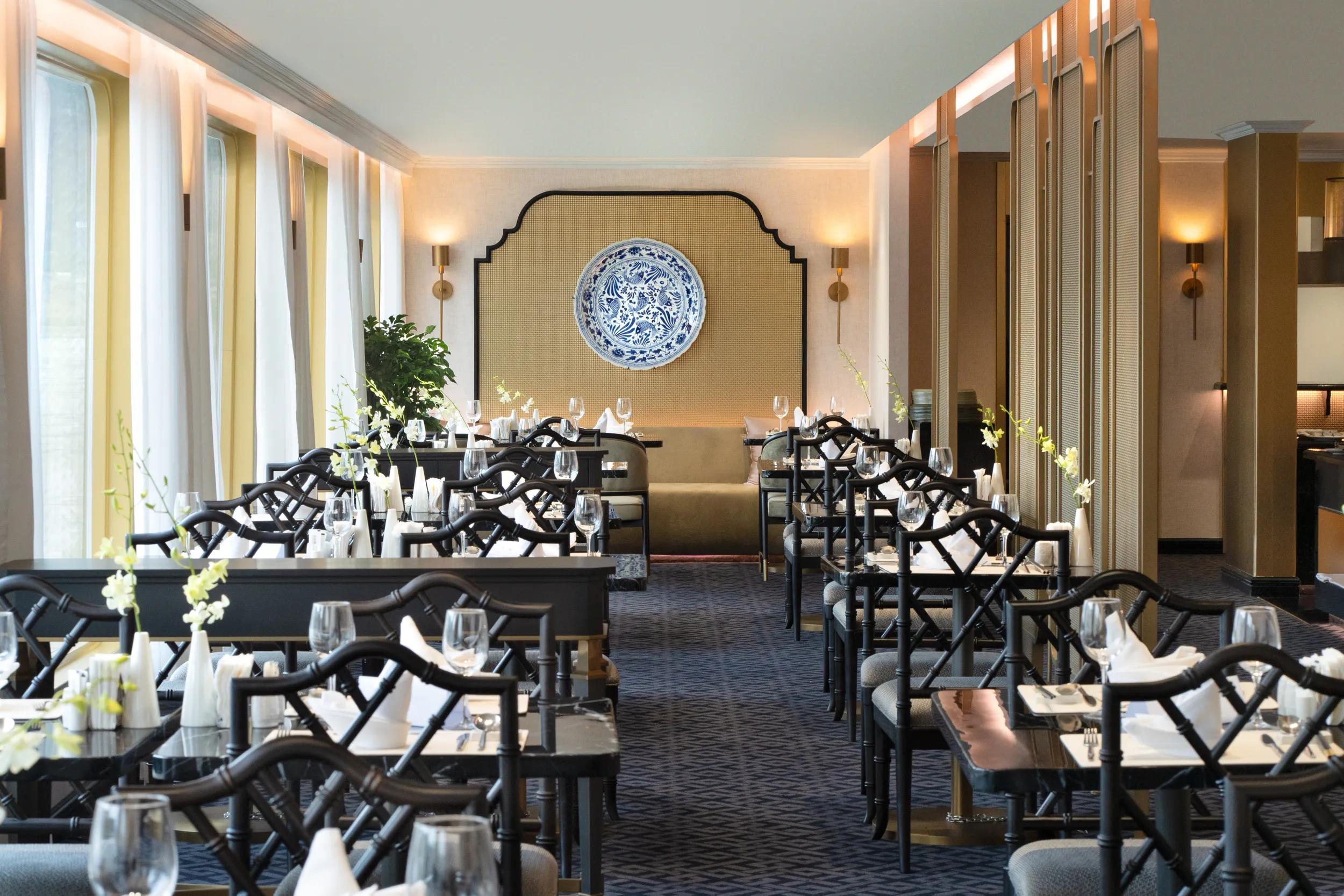 Dynasty Restaurant, Ship Yangzi Explorer.