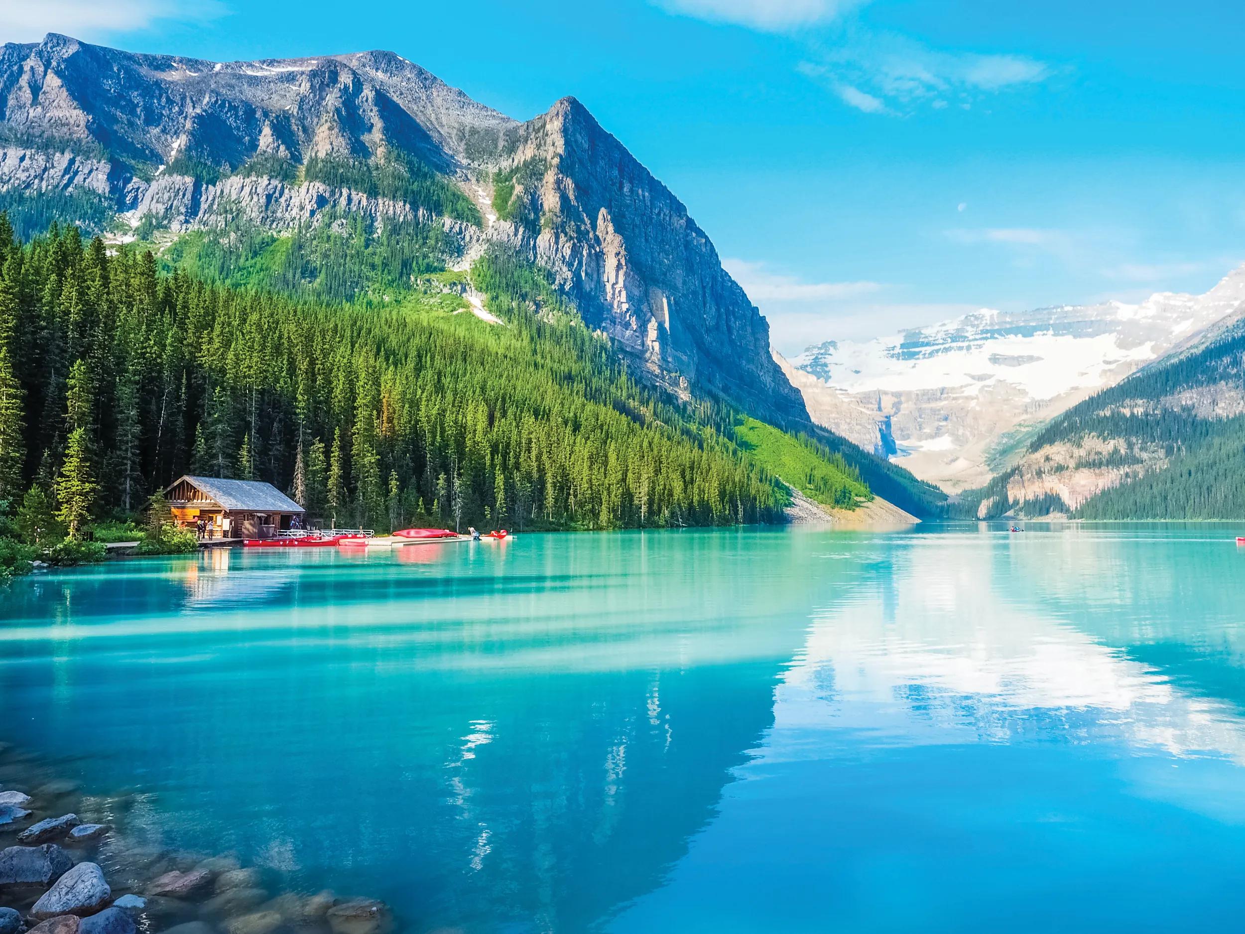 Beautiful Nature of Lake Louise in Banff National Park, Canada