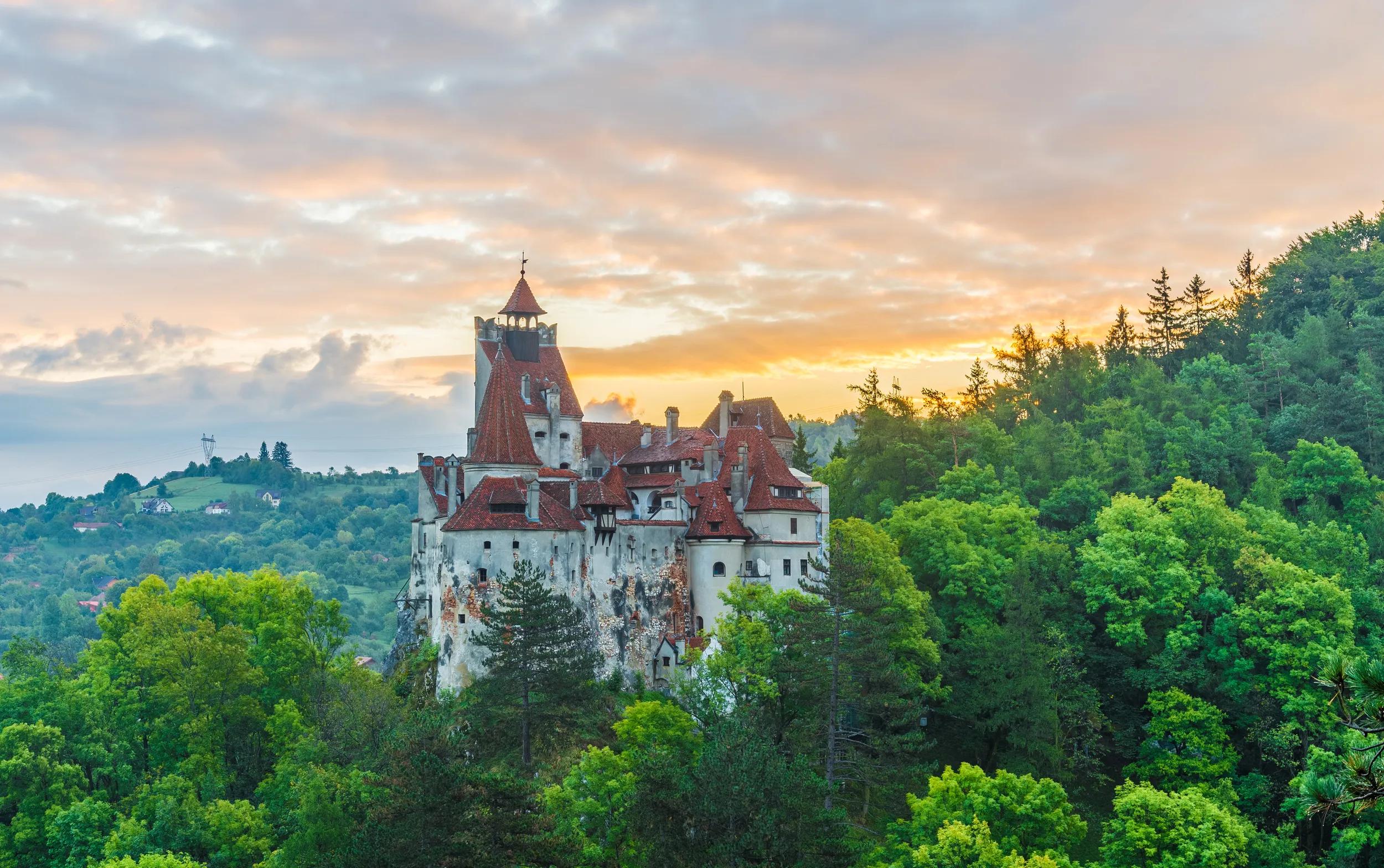 a-eu-romania-bran-castle-transylvania-240133918-as