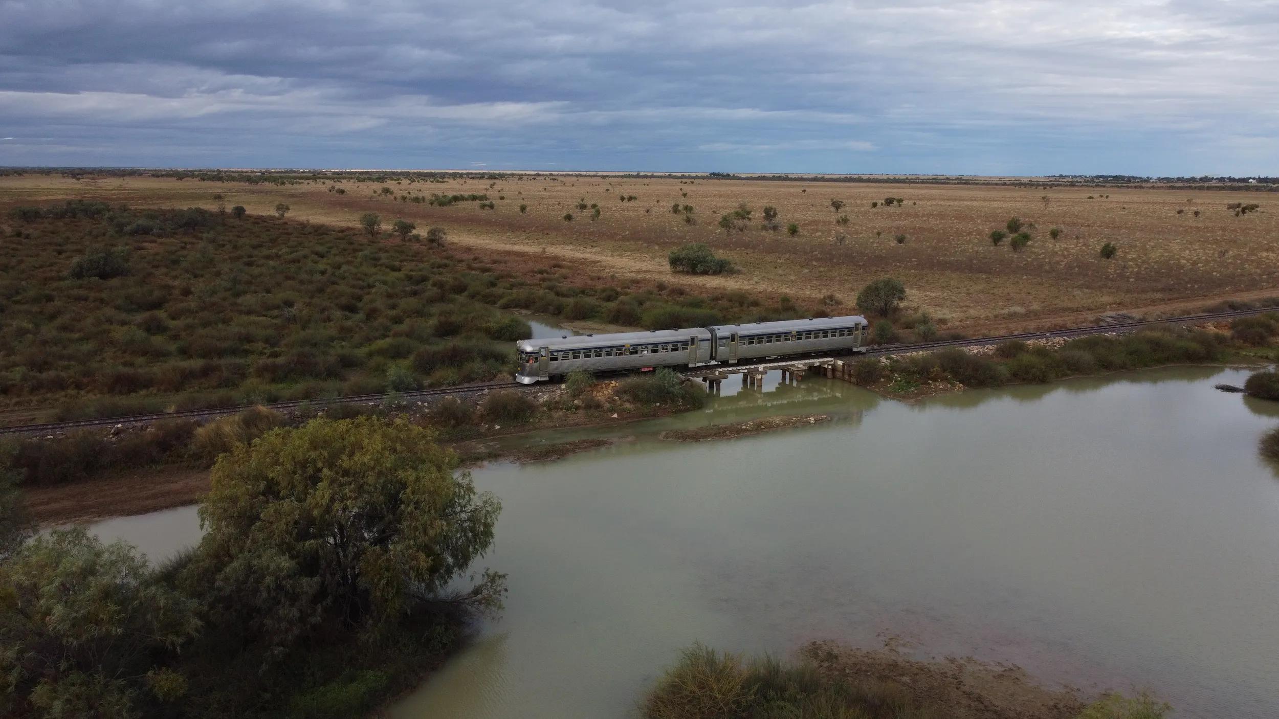 t-au-qld-longreach-outback-aussie-tour-adventure-rail-train-crossing-credit-supplied
