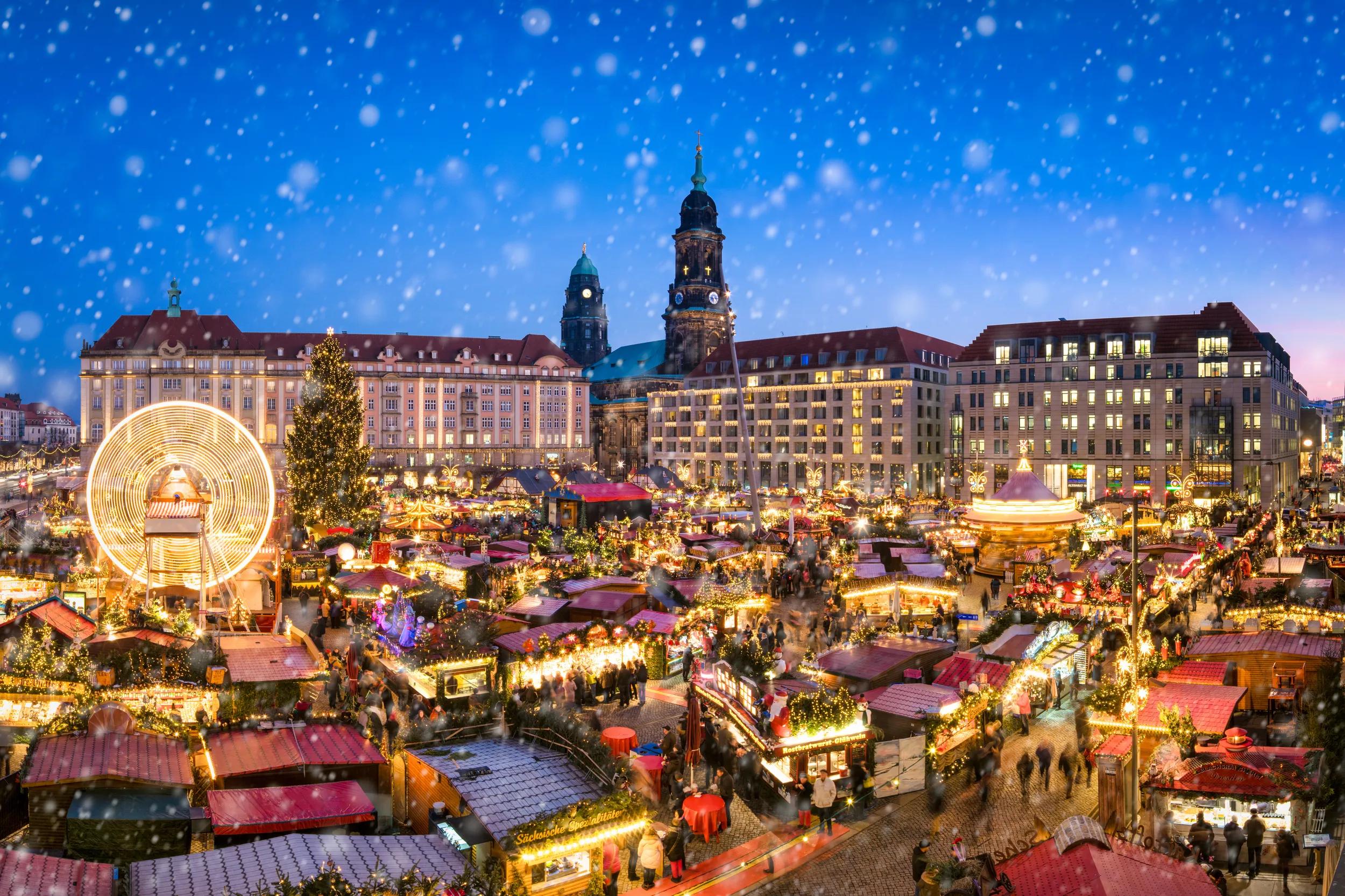 a-eu-germany-dresden-christmas-markets-225587153-as