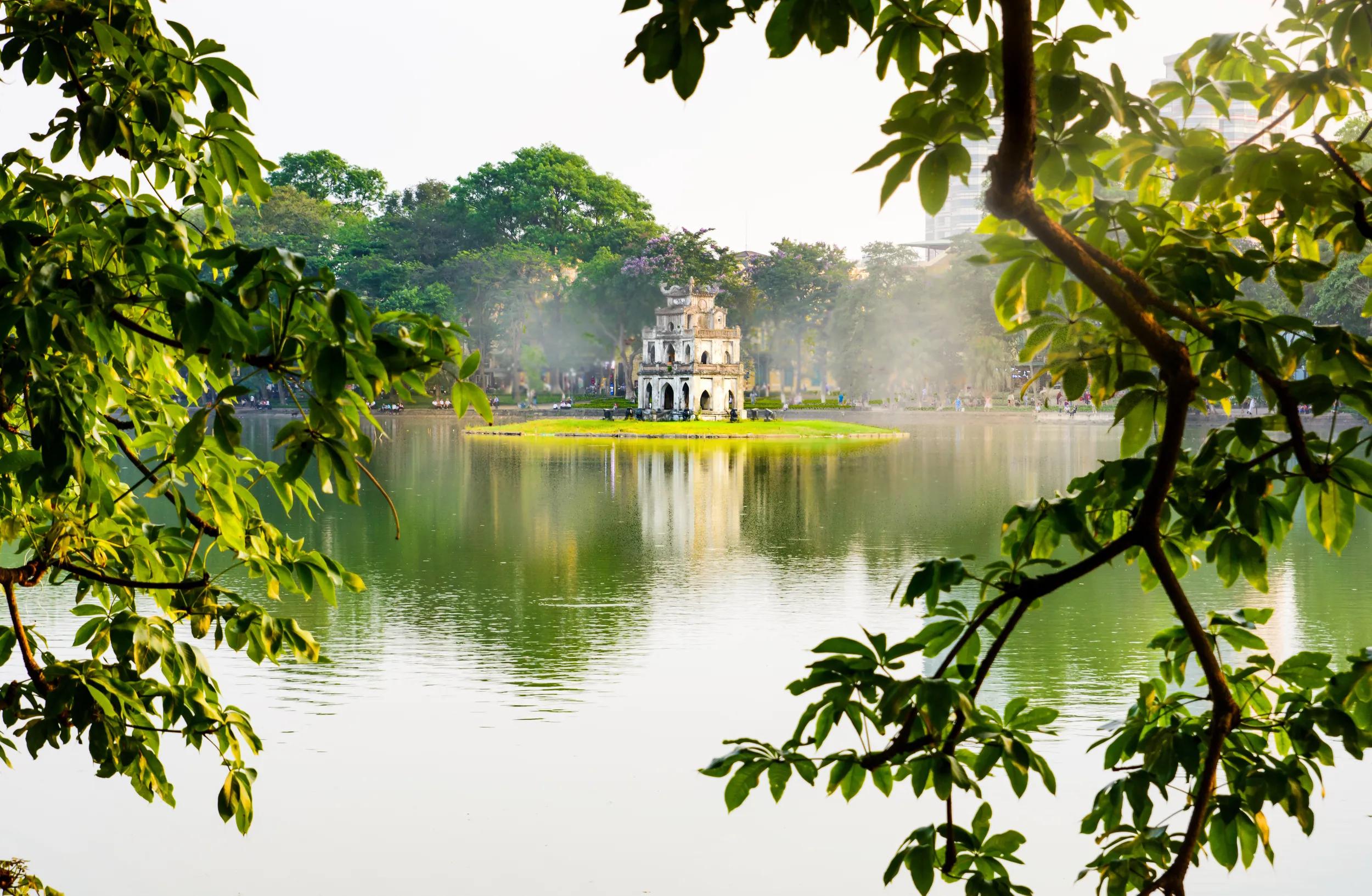 a-as-vietnam-hanoi-hoan-kiem-lake-226729601-as