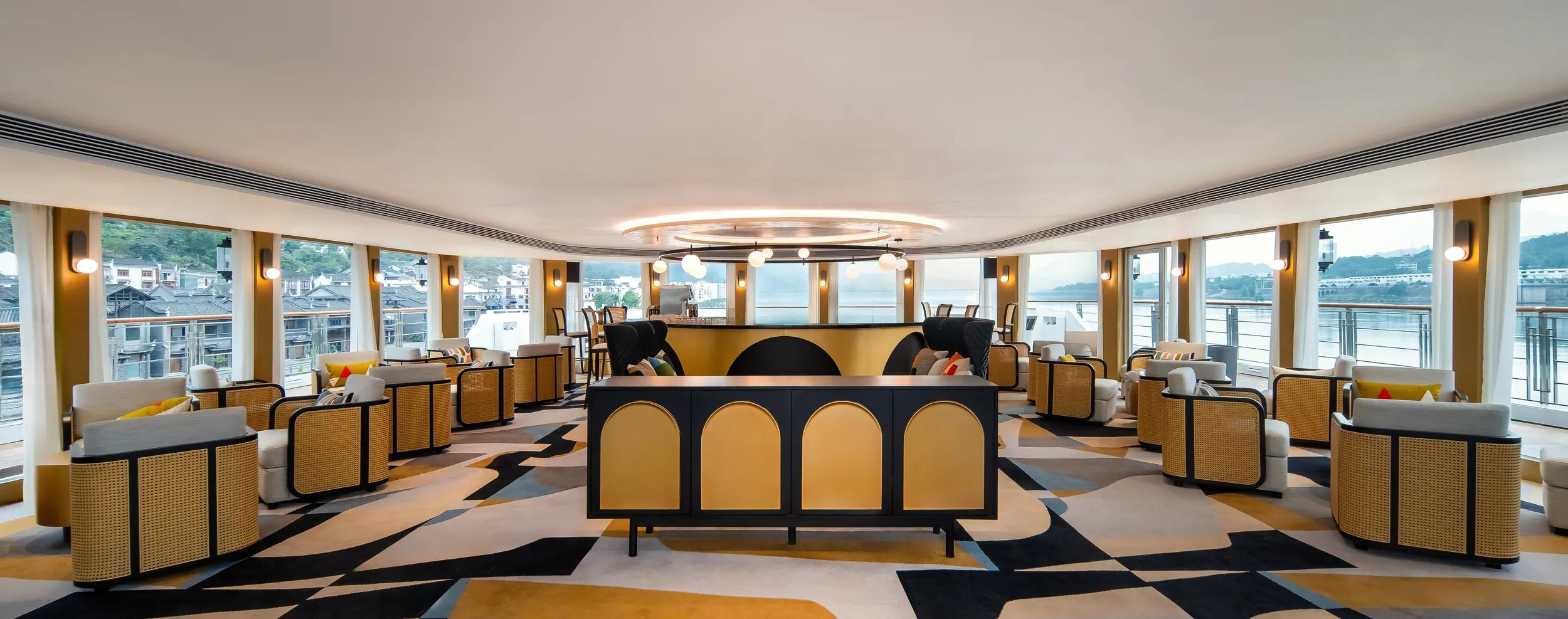 View Lounge, Ship Yangzi Explorer.