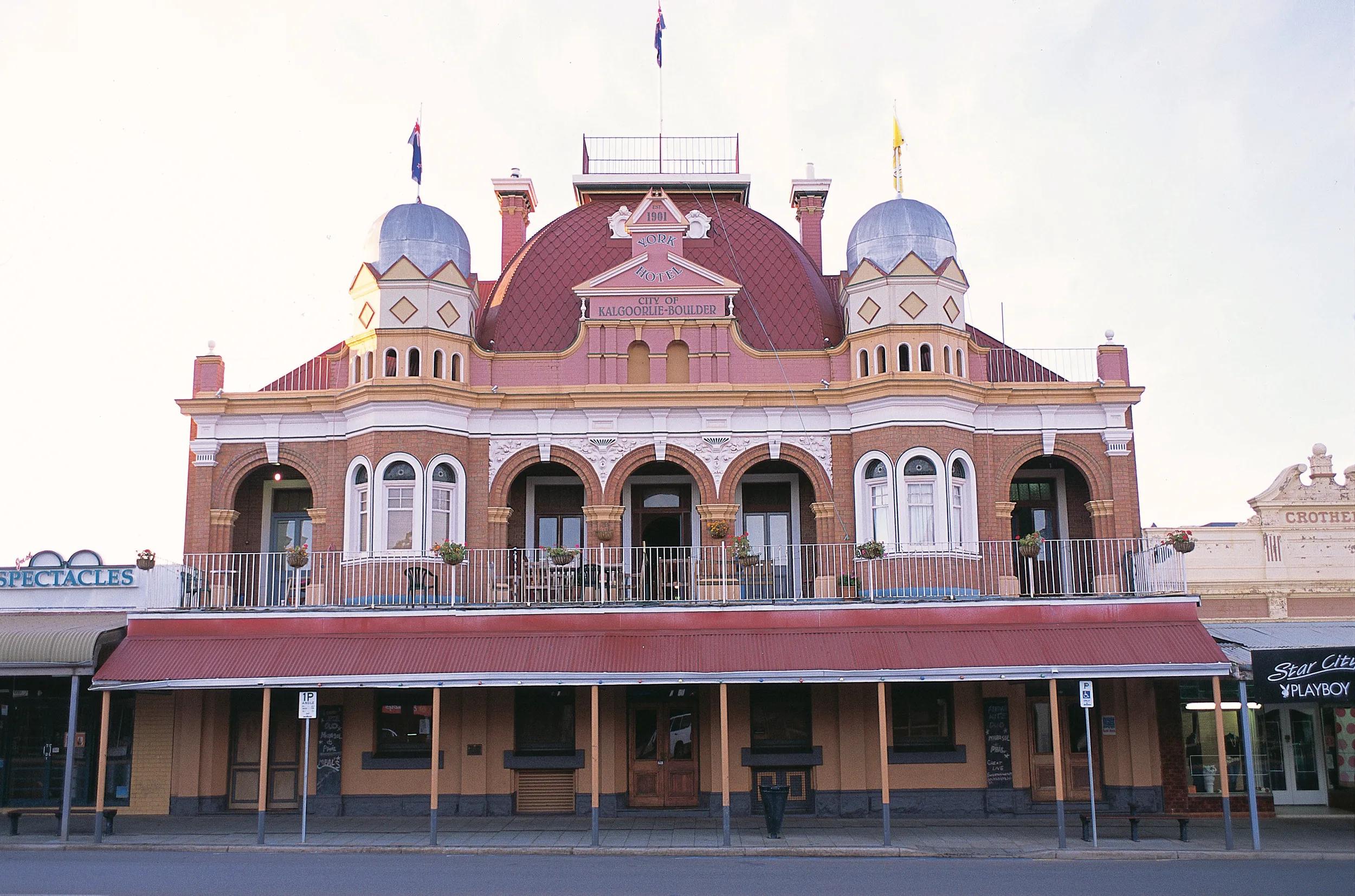 Exterior view of the York Hotel, located on Hannan Street, Kalgoorlie