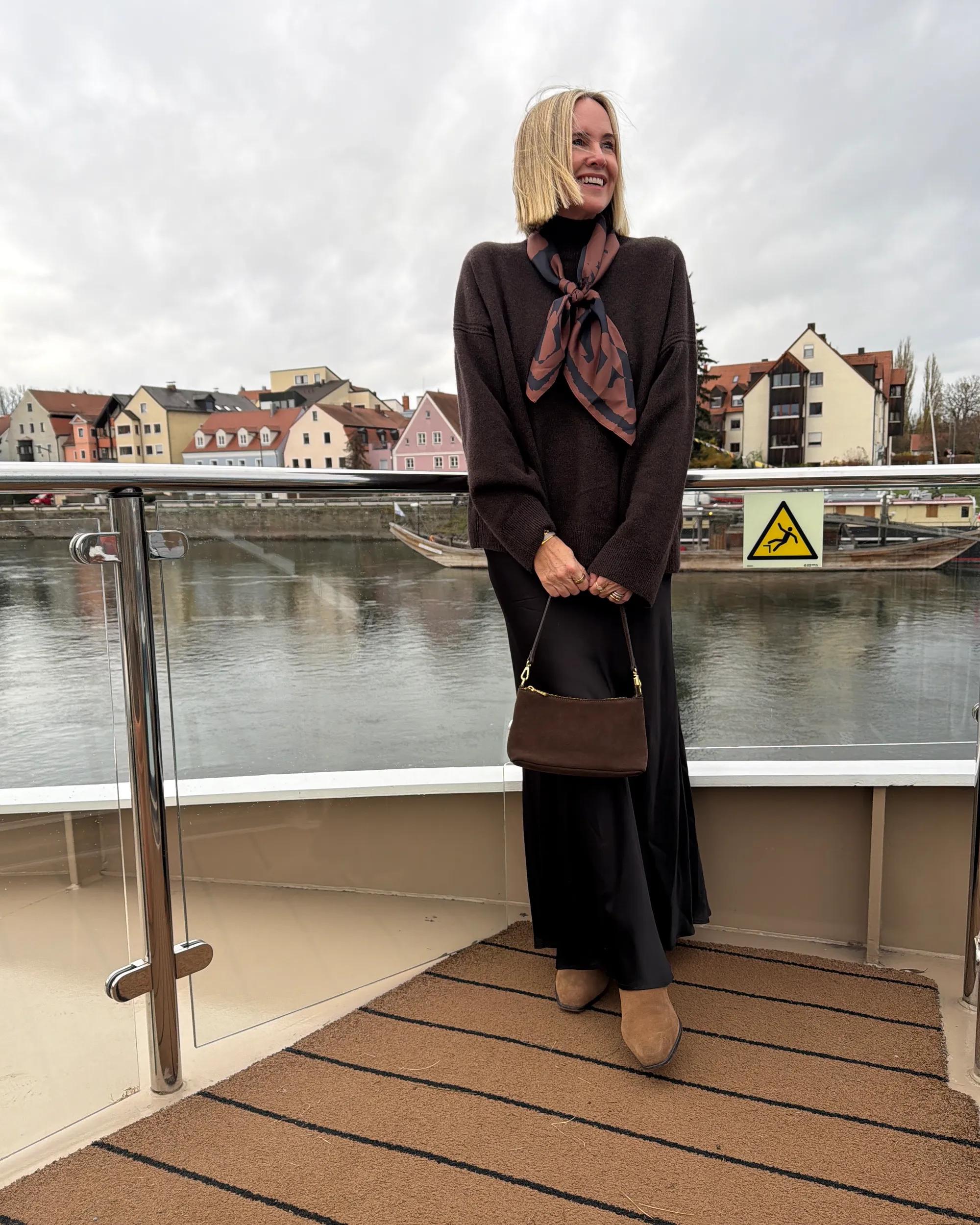 Influencer Nikki Parkinson, Cruise Style Shoot for Voyage Magazine article.