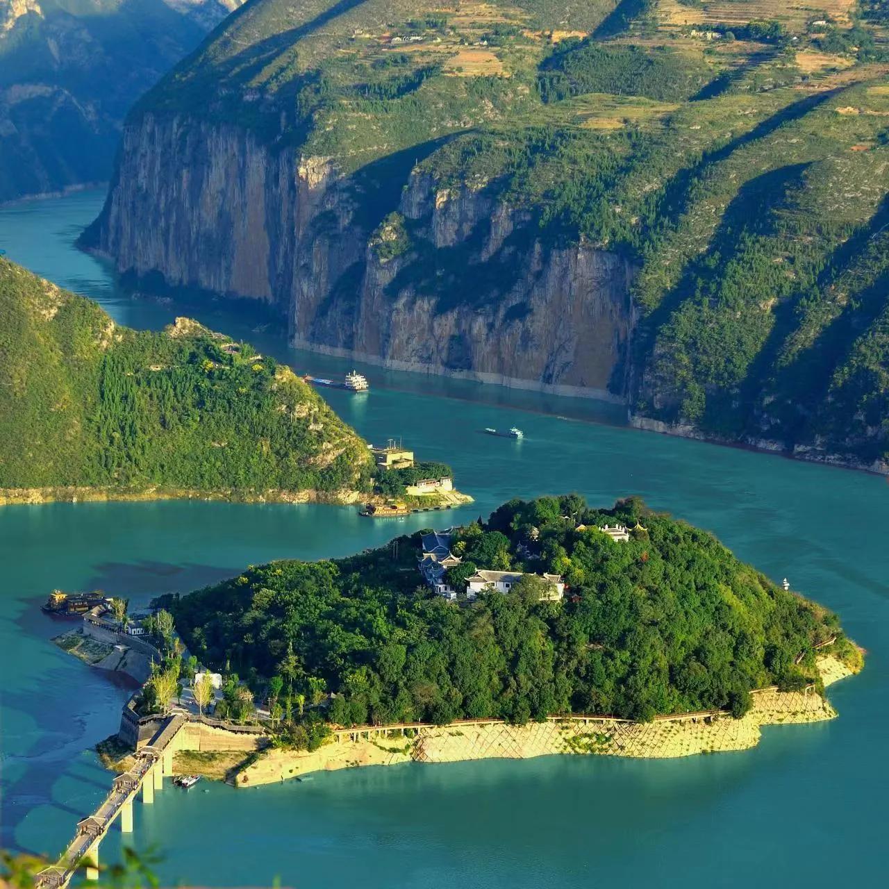 White King Town, Fengjie, Yangzi Explorer shore excursion.