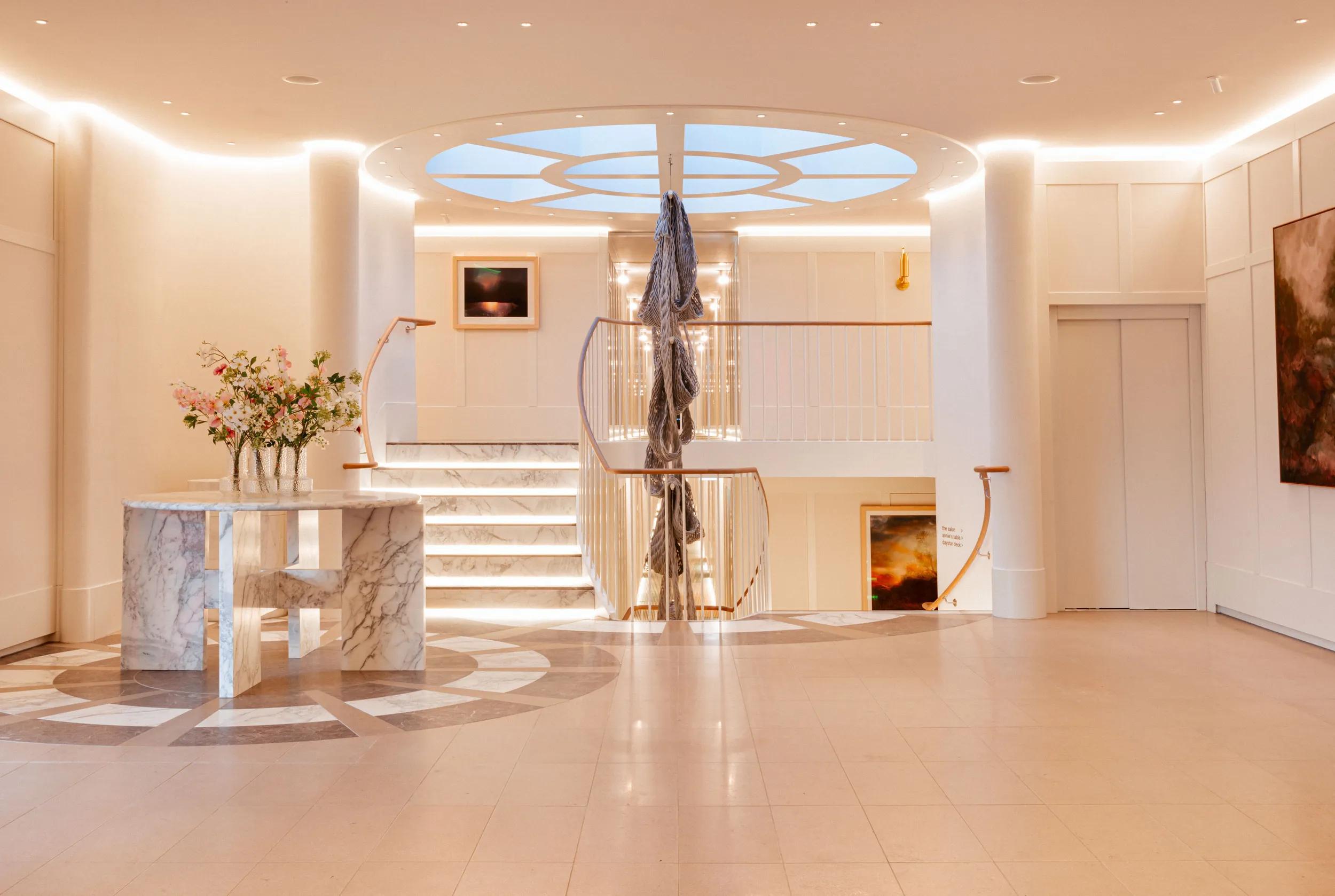 APT Solara, Lobbey/Reception