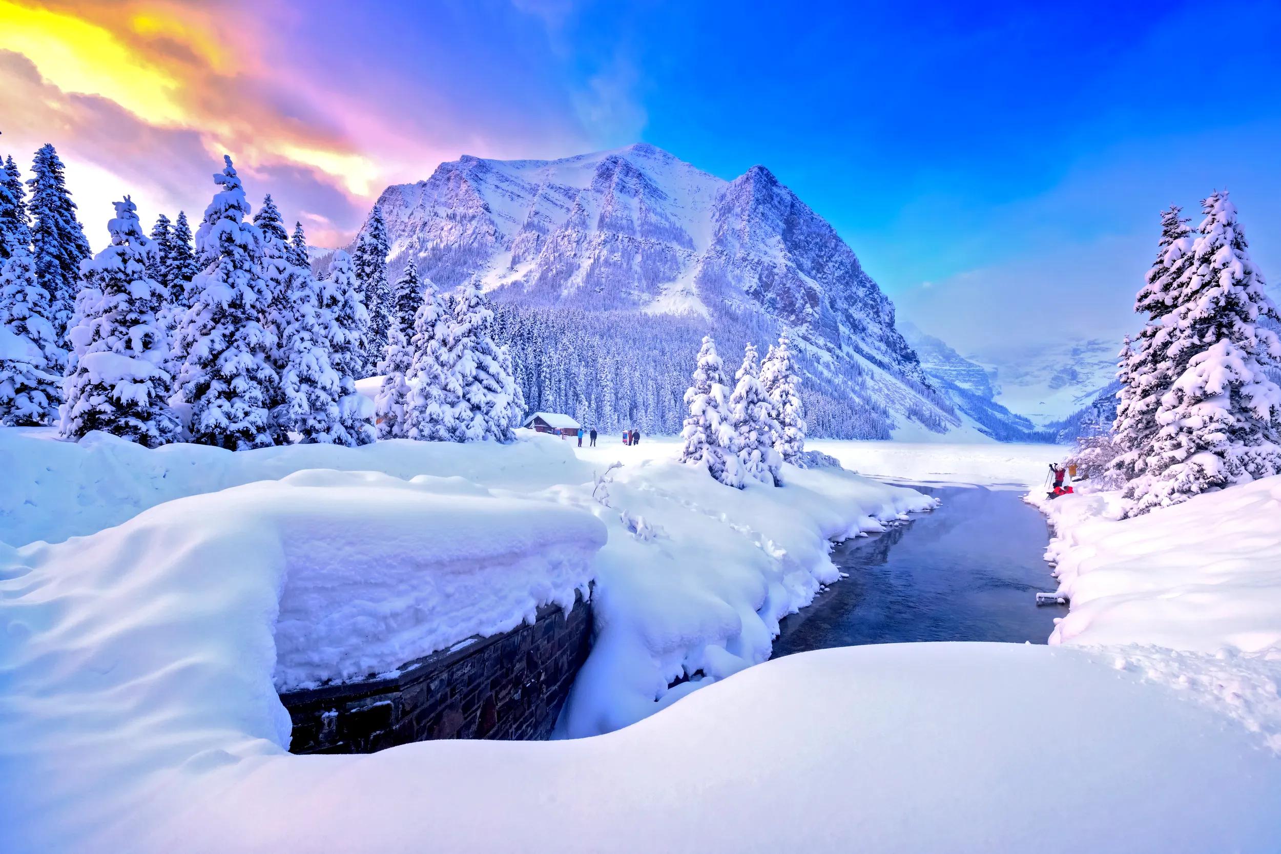 Banff National Park: Lake Louise, winter, frozen lake, in winter weather. morning time.