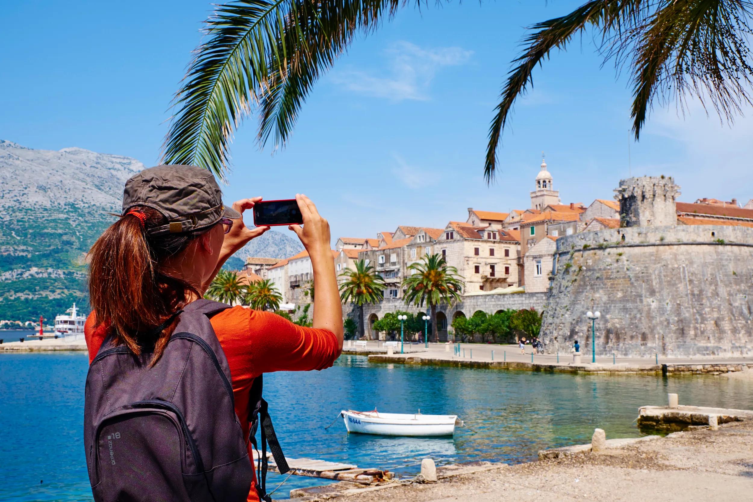 Croatia, Dalmatia, Korcula island, Korcula city, tourist in the historical center
