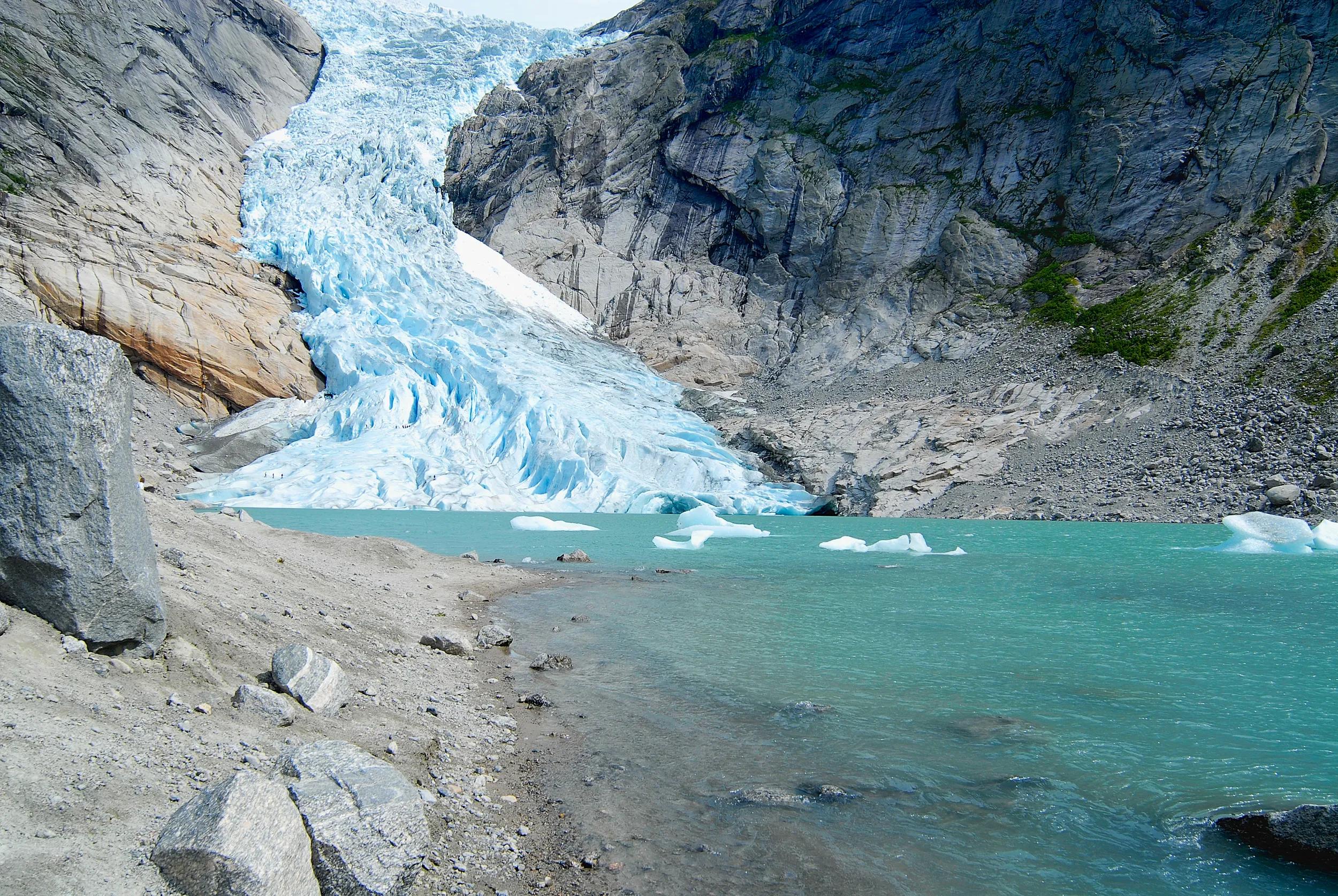Jostedalsbreen glacier, the biggest glacier in continental Europe in Sogn og Fjordane county, Norway."r