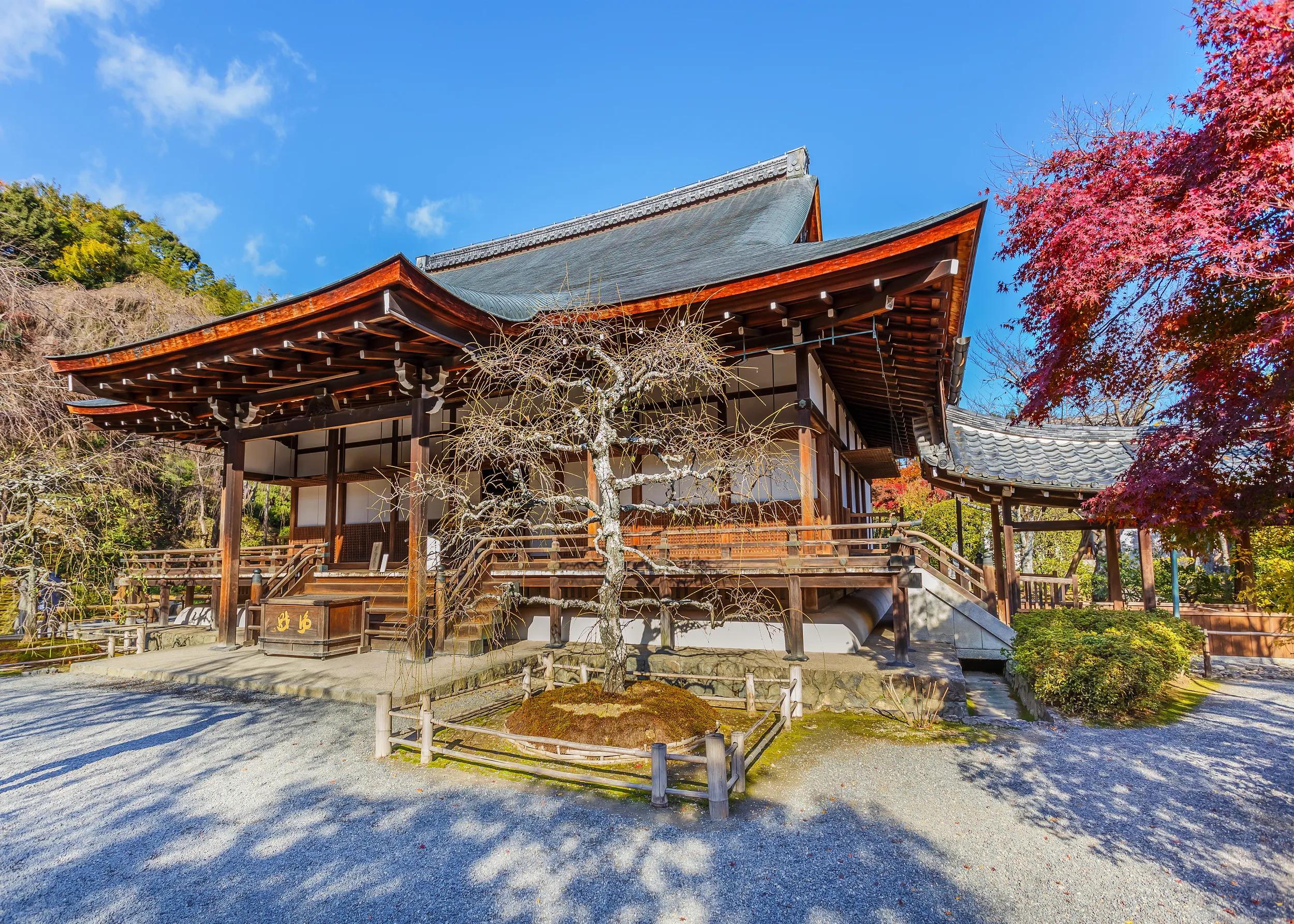 Tenryu-ji temple in autumn in Arashiyama, Kyoto, Japan