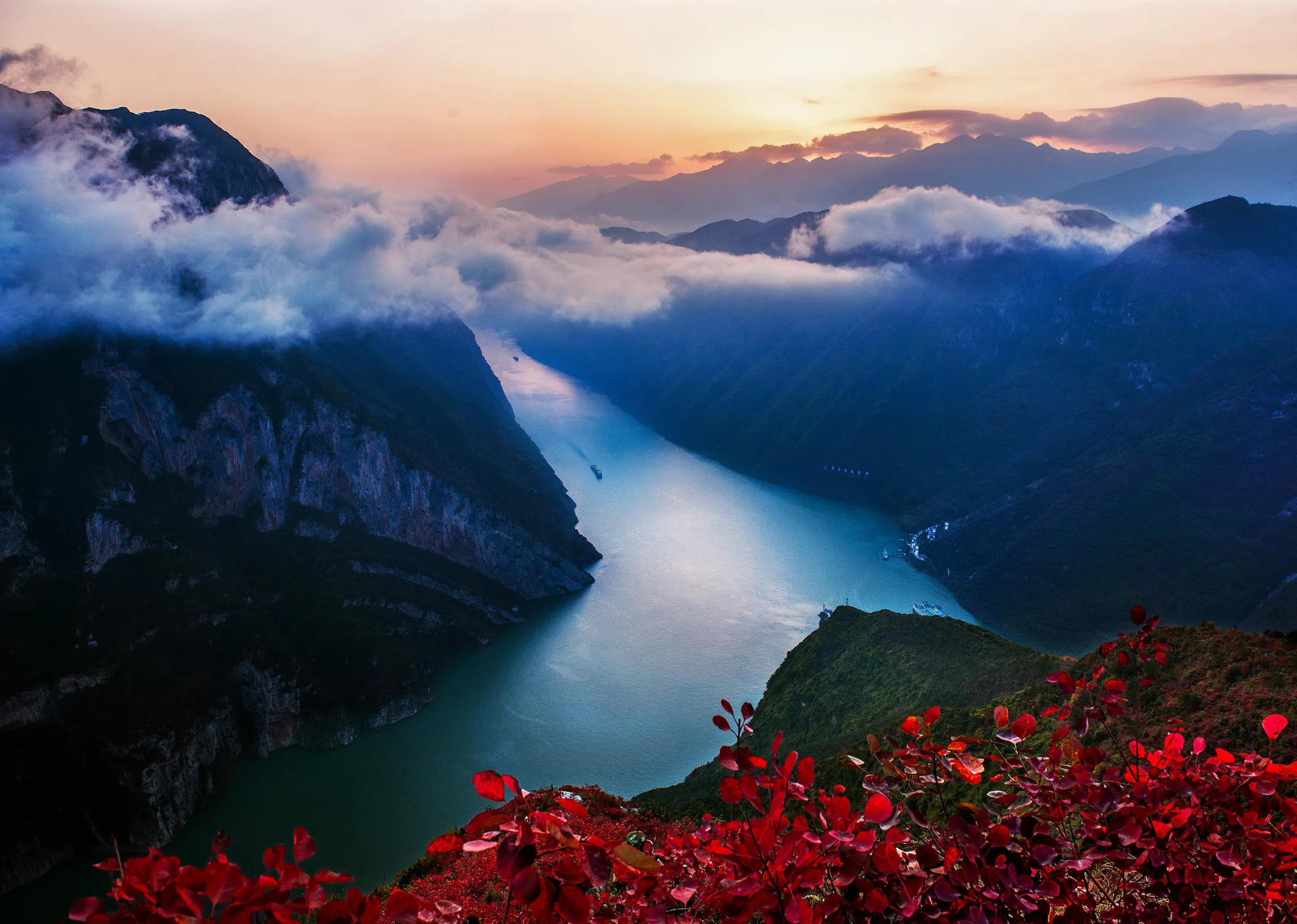 Wu Gorge, Yangzi Explorer shore excursion.