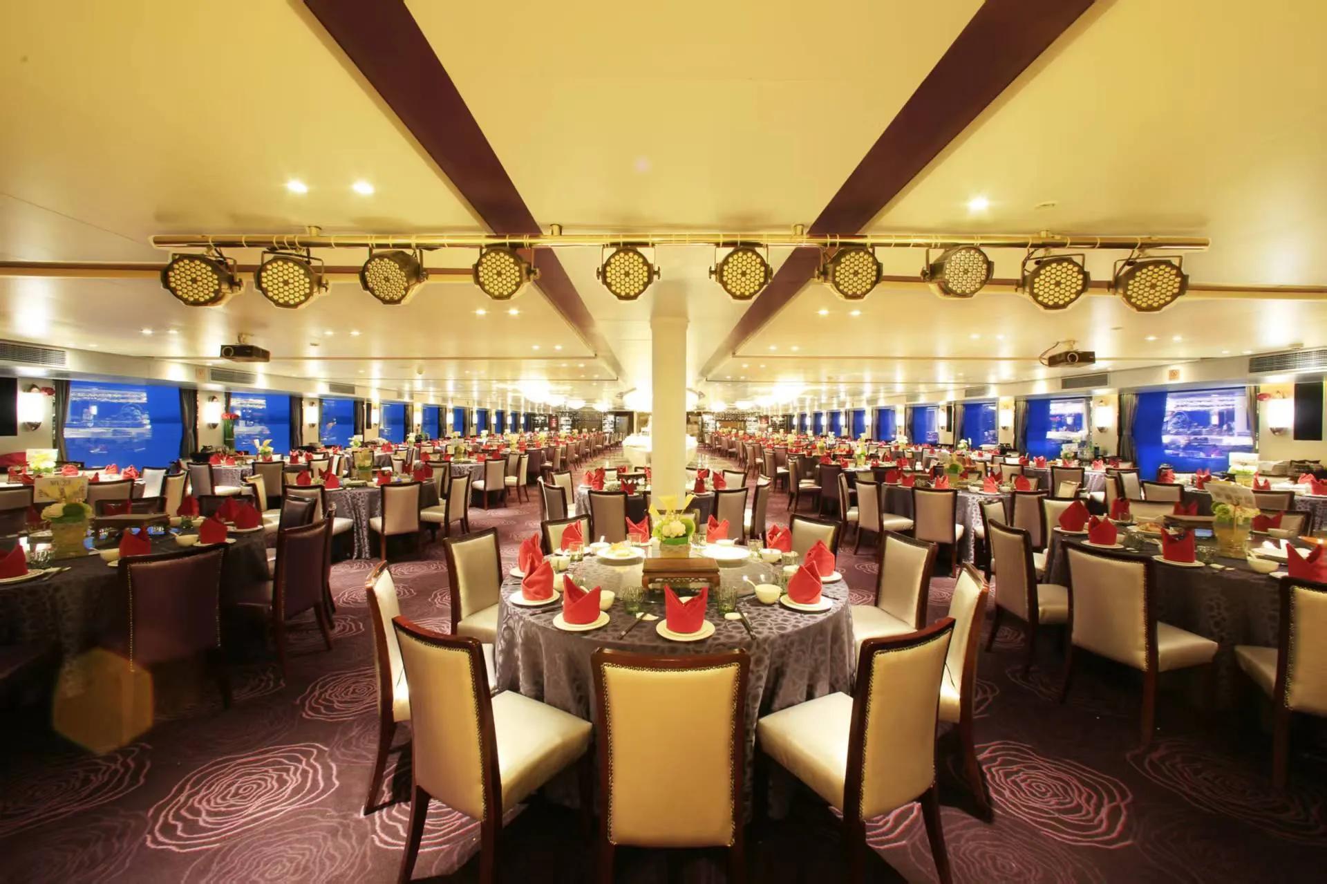 Restaurant, Century Paragon Ship, China.