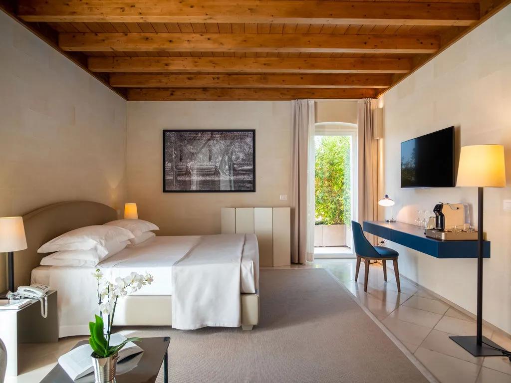 CAPTAIN’S CHOICE WEB USE ONLY. RESTRICTED.