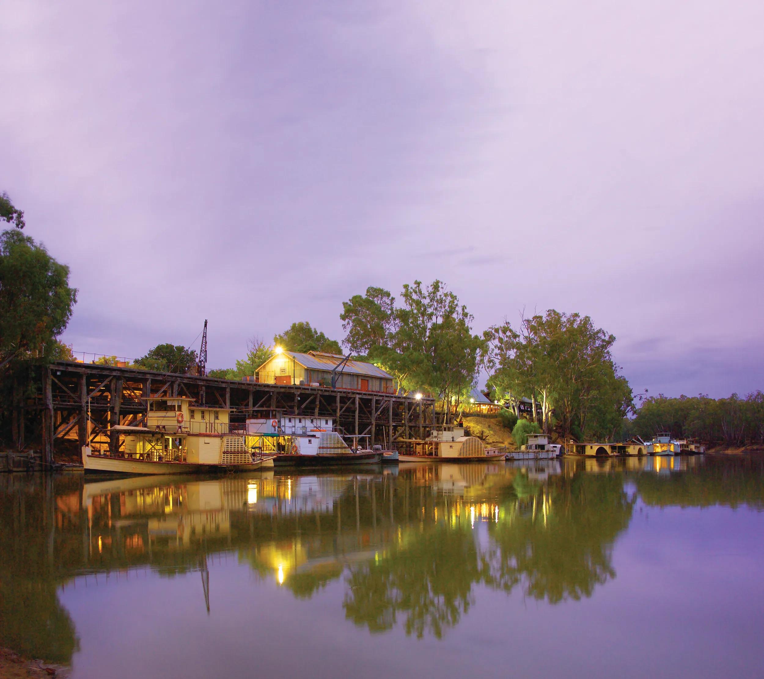 Echuca port, located in the banks of the Murray river in Victoria the town attracts tourist from all over Australia, steeped in history  one of the biggest ports on the Murray.