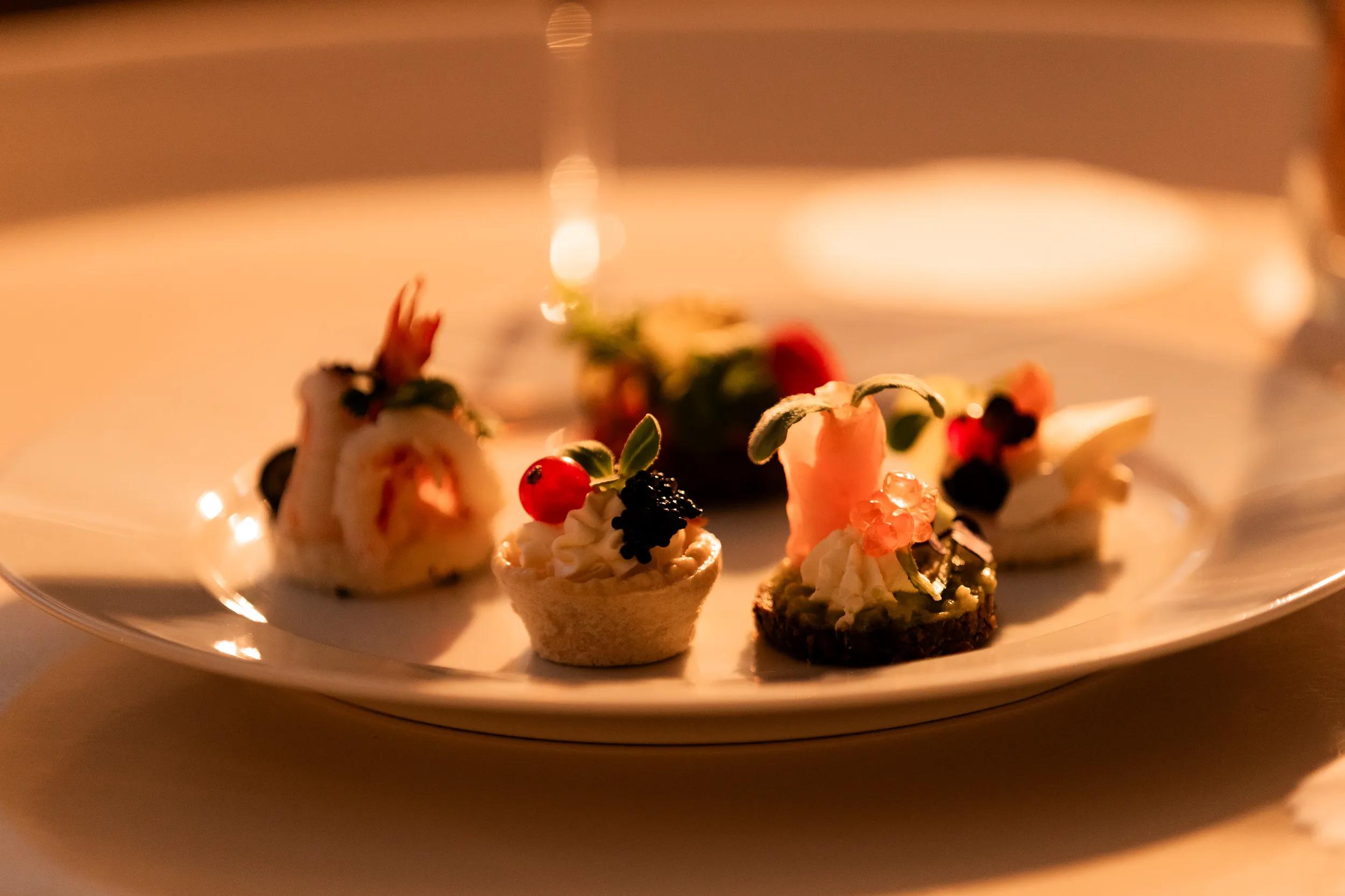 APT Solara, The Salon food and cocktails.