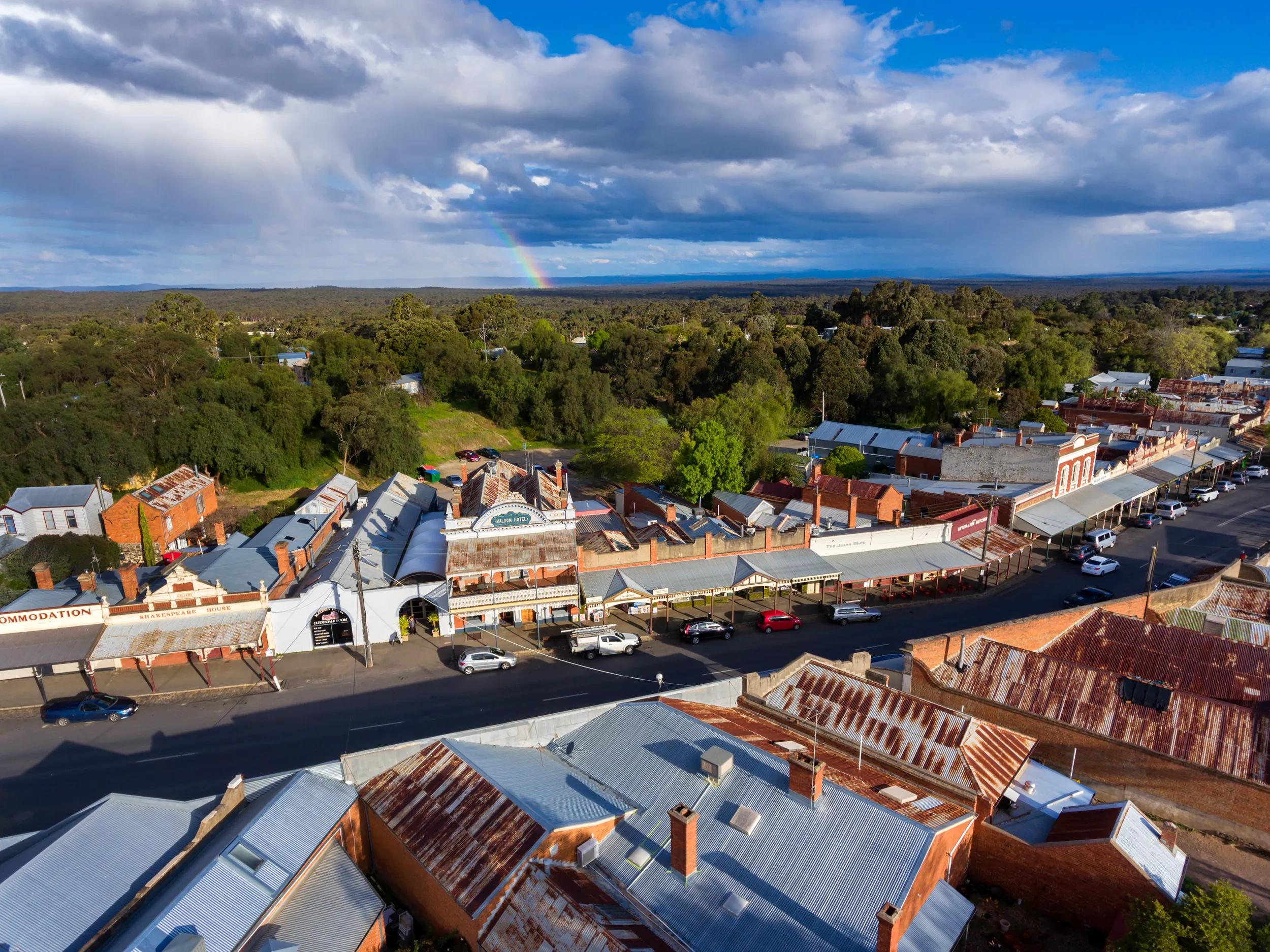 Maldon : Aerial view of Maldon, a historic town in Victoria notable for its 19th century appearance, maintained since gold-rush days.